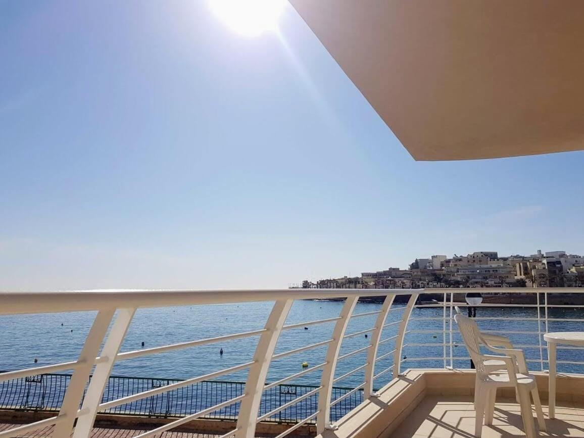 Riviera Holiday Apartments - Seafront - Wifi 马尔萨斯卡拉 客房 照片