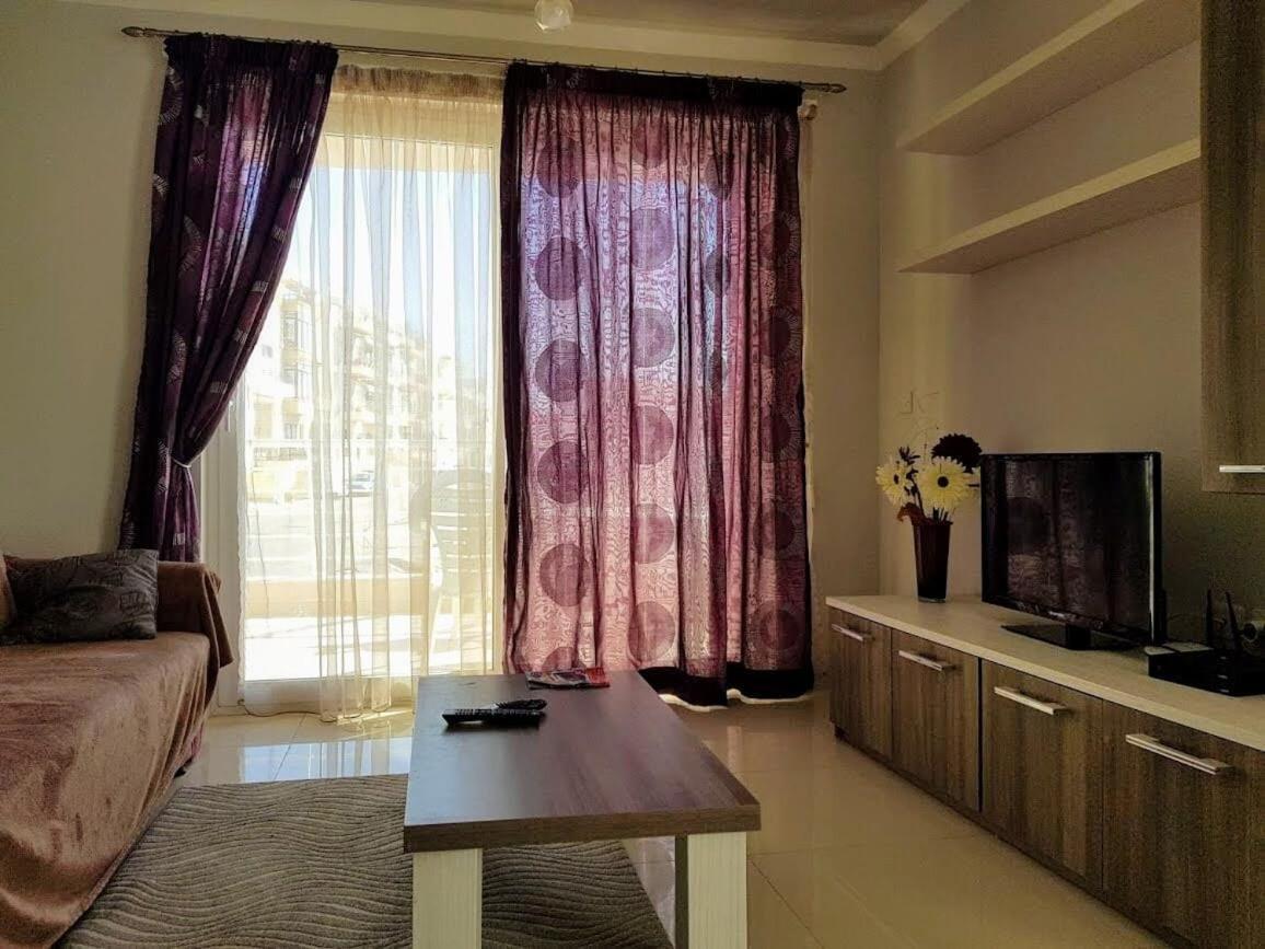 Riviera Holiday Apartments - Seafront - Wifi 马尔萨斯卡拉 客房 照片