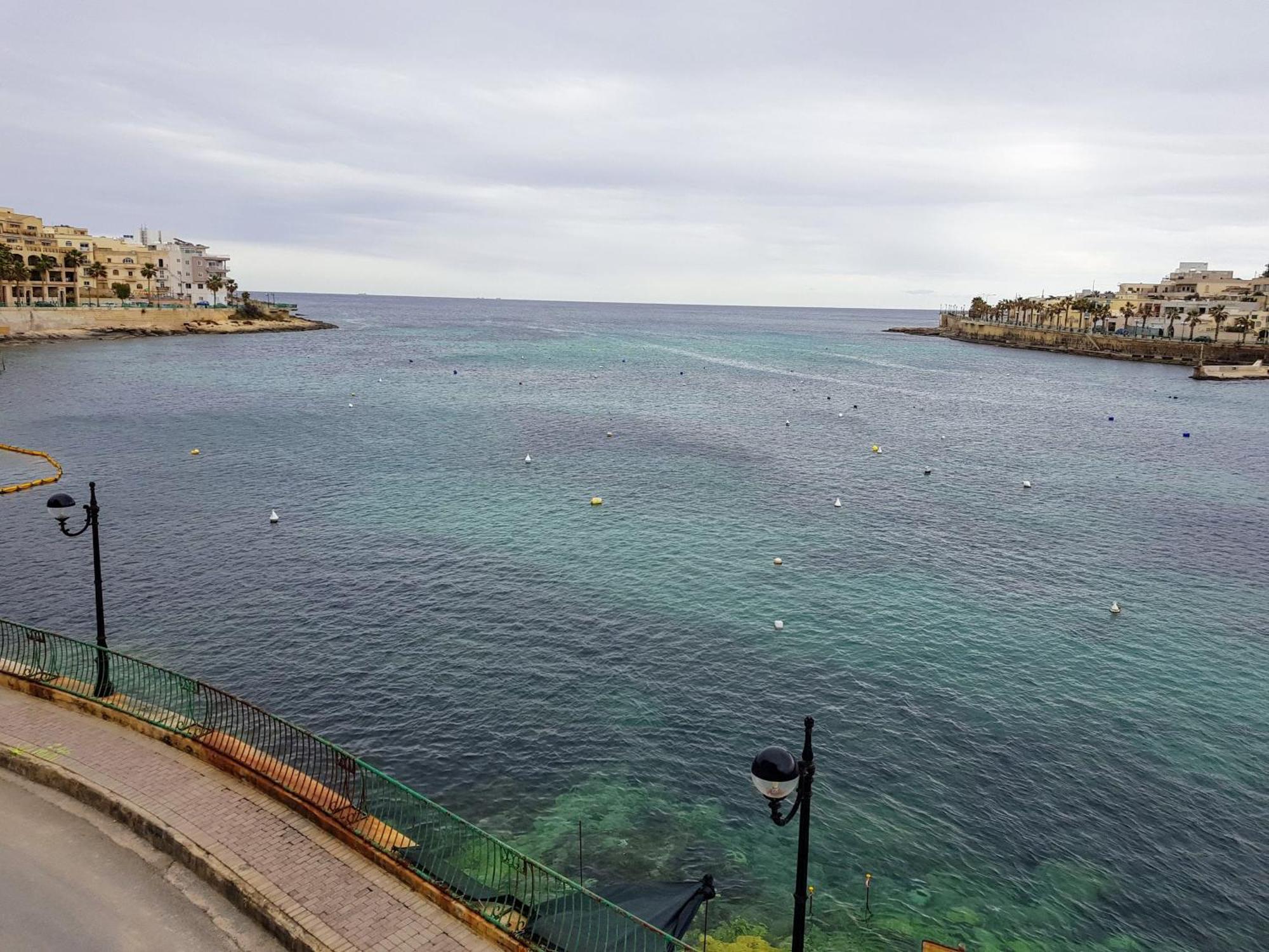 Riviera Holiday Apartments - Seafront - Wifi 马尔萨斯卡拉 客房 照片